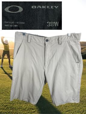 Oakley Beige Shorts Size 38 Men's Performance Casual